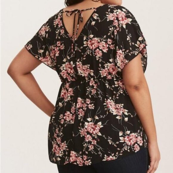 NWOT Women’s Torrid Black Floral Babydoll Georgette Surplice Top 2 2X 2XL XXL - Picture 4 of 11